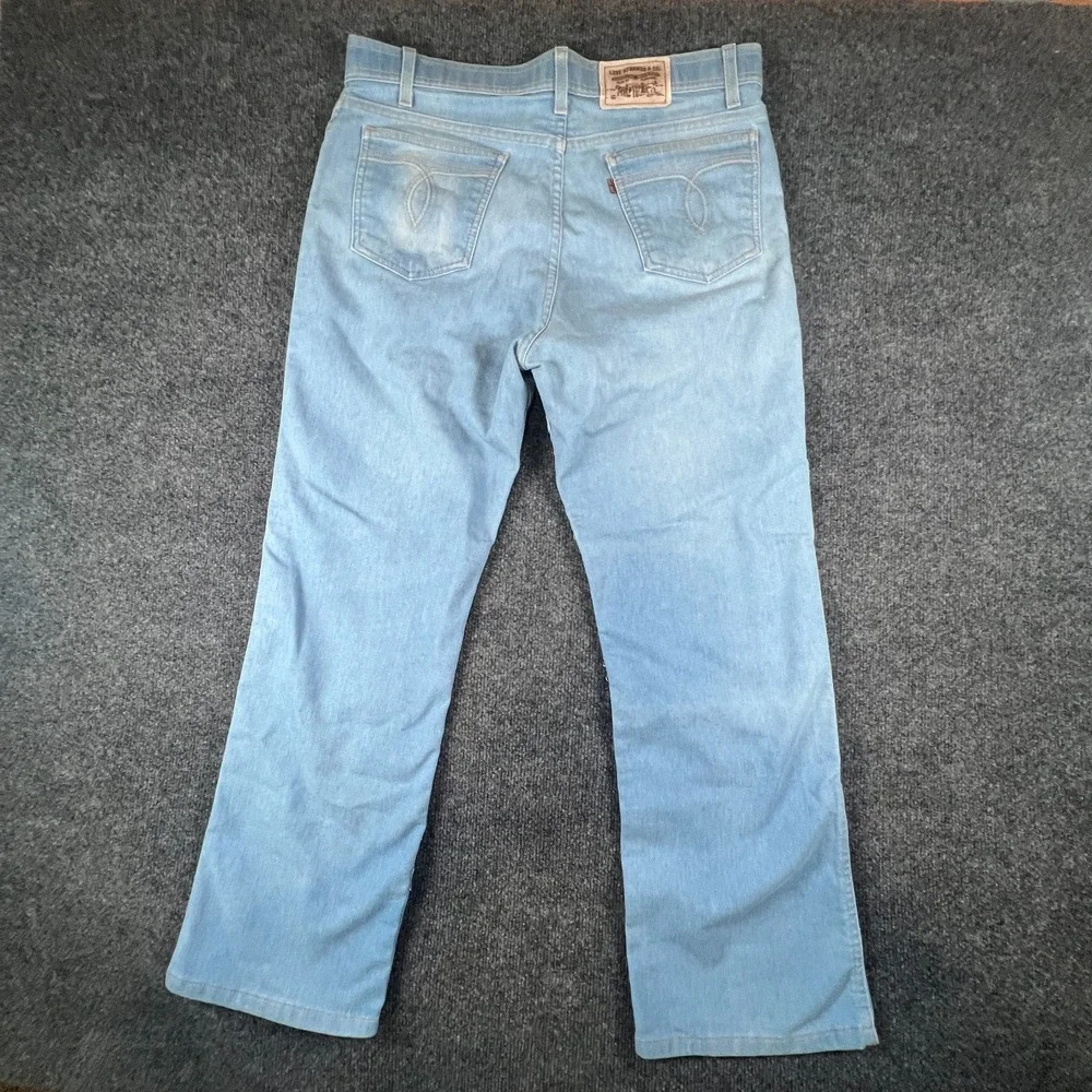 Levis these vntg